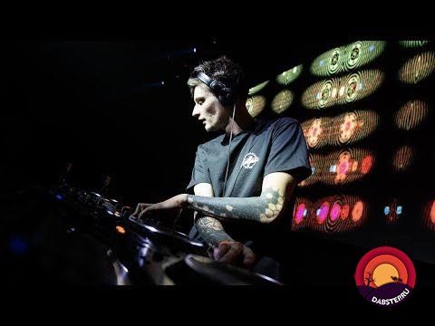 скачать музыку бесплатно